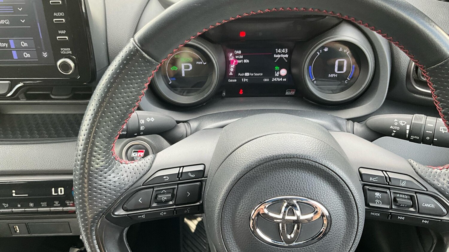 Used Toyota Yaris 2023 for sale - 76326416: Photo 48