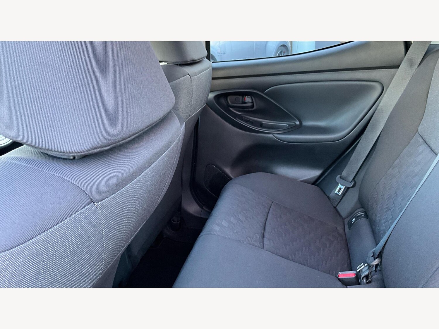 Used Toyota Yaris for sale - 77586804: Photo 15