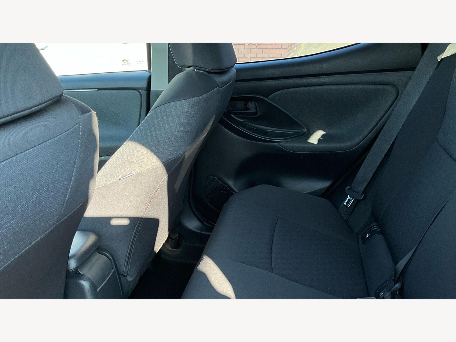 Used Toyota Yaris 2022 for sale - 78033912: Photo 15