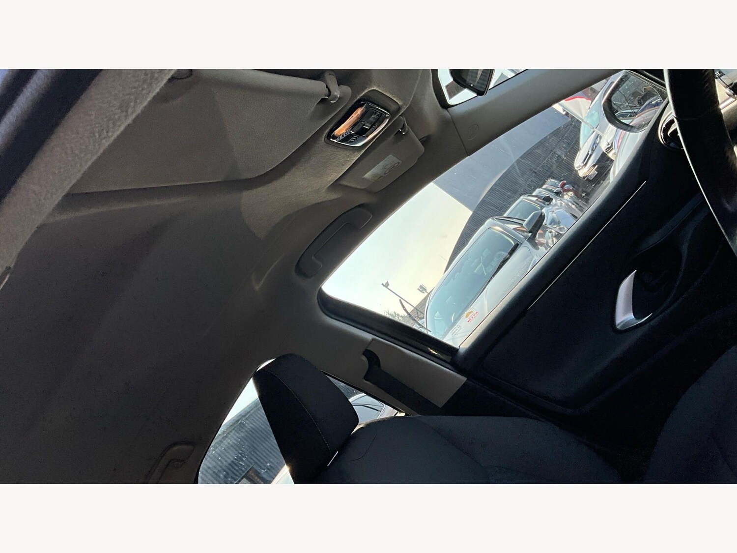 Used Toyota Yaris 2022 for sale - 78033912: Photo 24