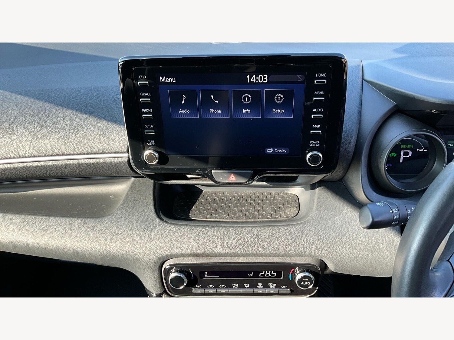 Used Toyota Yaris 2022 for sale - 78033912: Photo 31