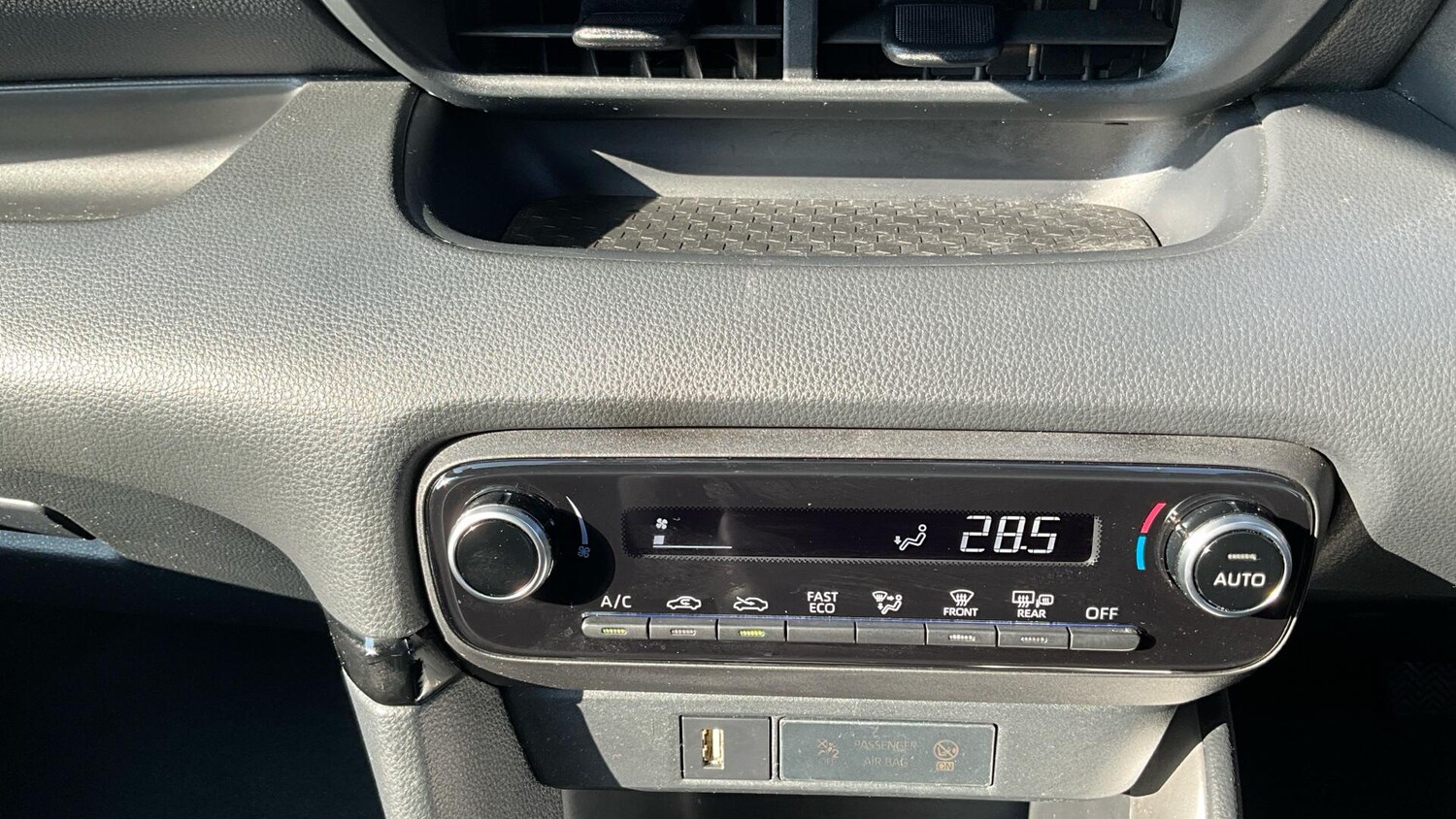 Used Toyota Yaris 2022 for sale - 78033912: Photo 41