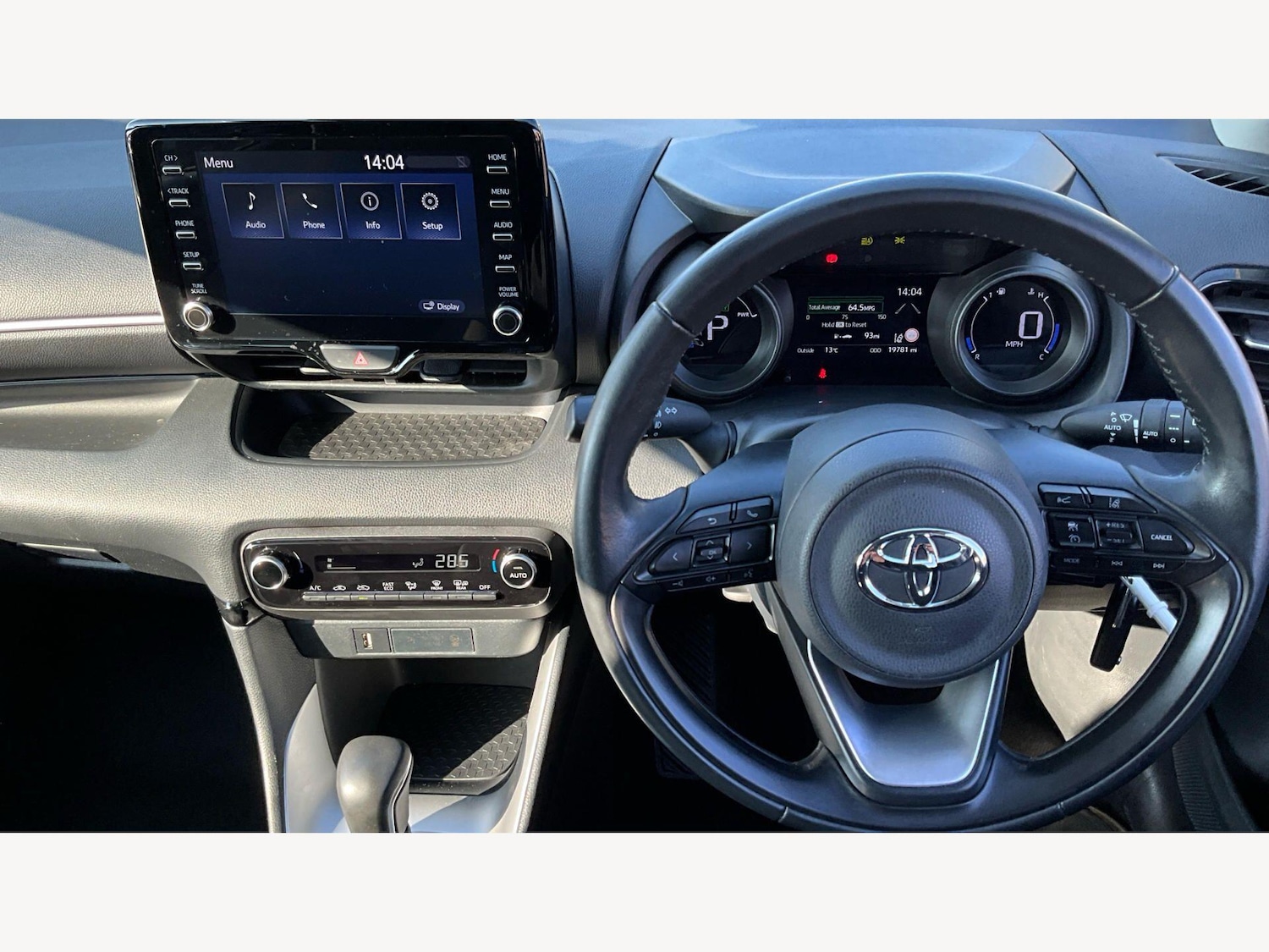 Used Toyota Yaris 2022 for sale - 78033912: Photo 8