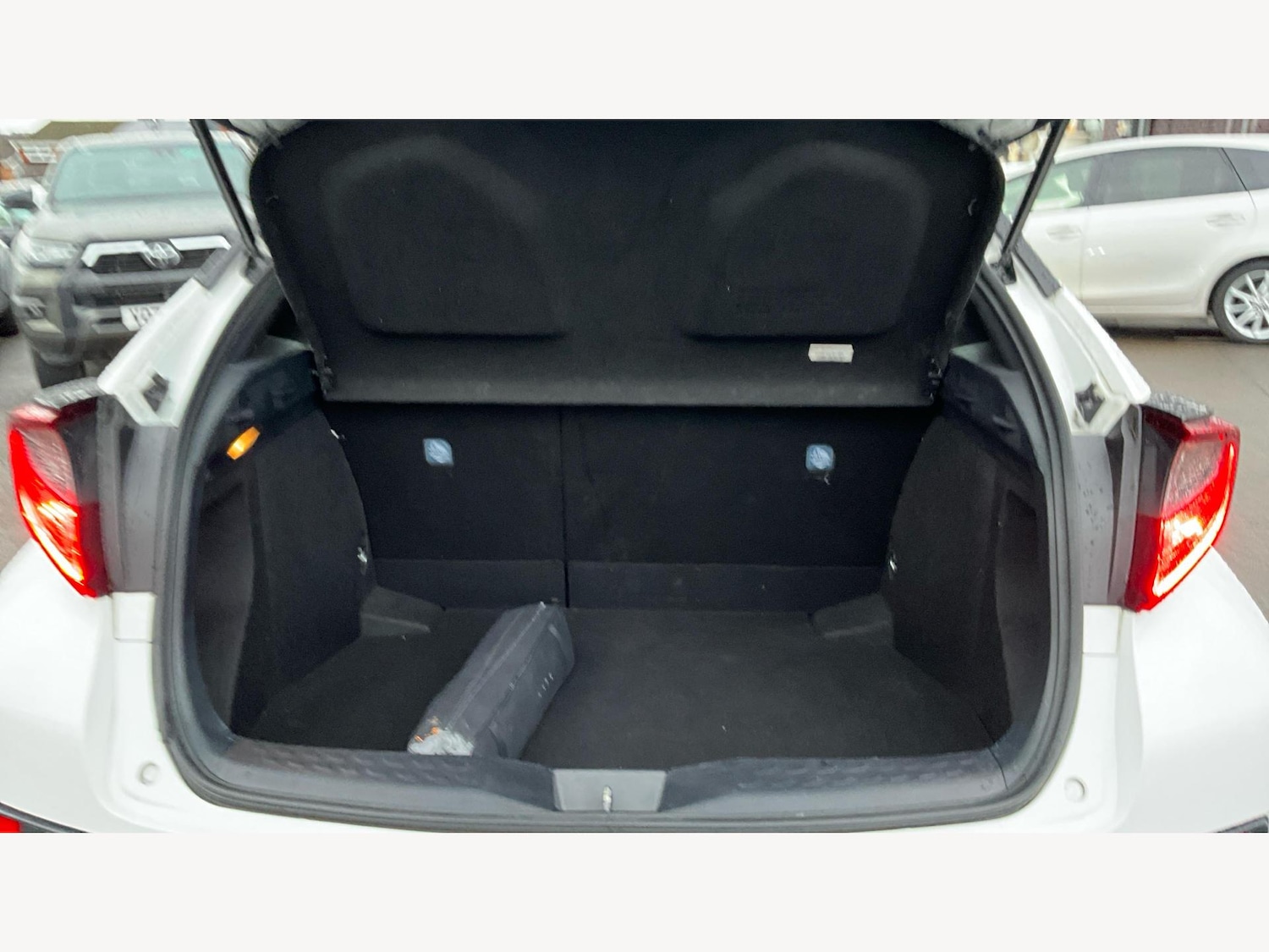 Used Toyota C-HR for sale - 77538275: Photo 16