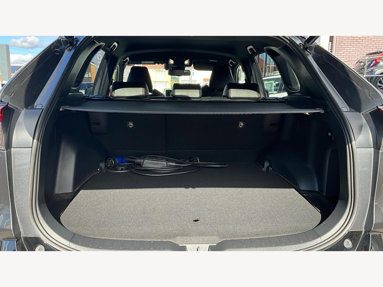 Used Toyota RAV4 2022 for sale - 76121377: Photo 16