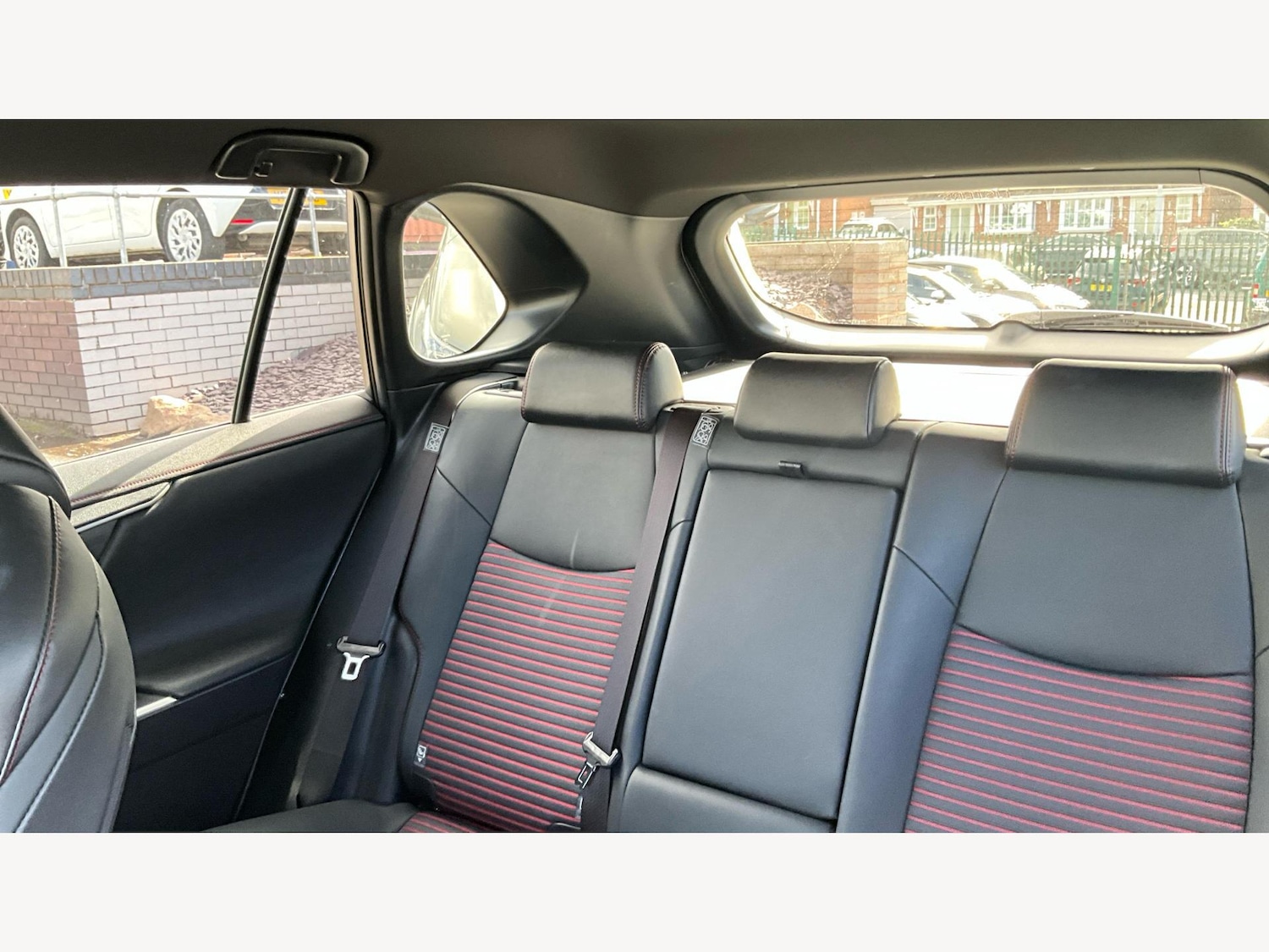 Used Toyota RAV4 2022 for sale - 76121377: Photo 25