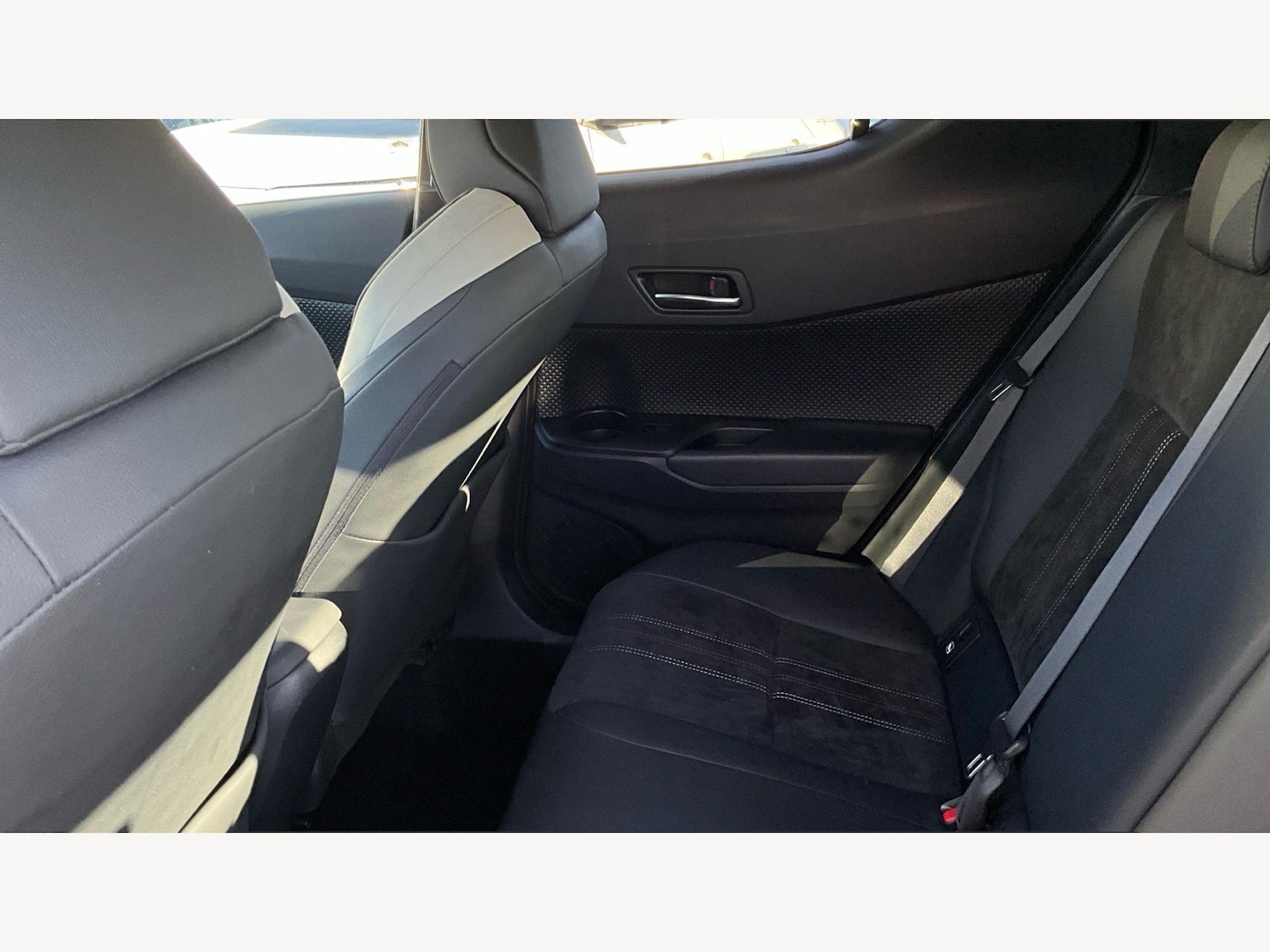 Used Toyota C-HR 2022 for sale - 78147784: Photo 15