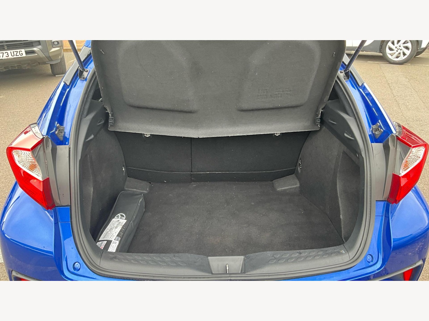 Used Toyota C-HR 2019 for sale - 75927962: Photo 23