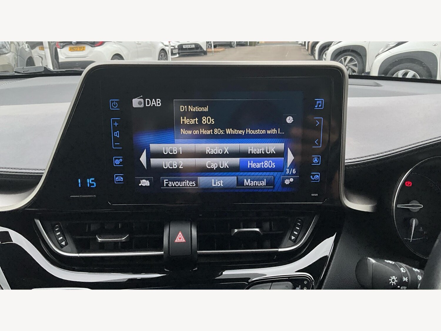 Used Toyota C-HR 2019 for sale - 75927962: Photo 32