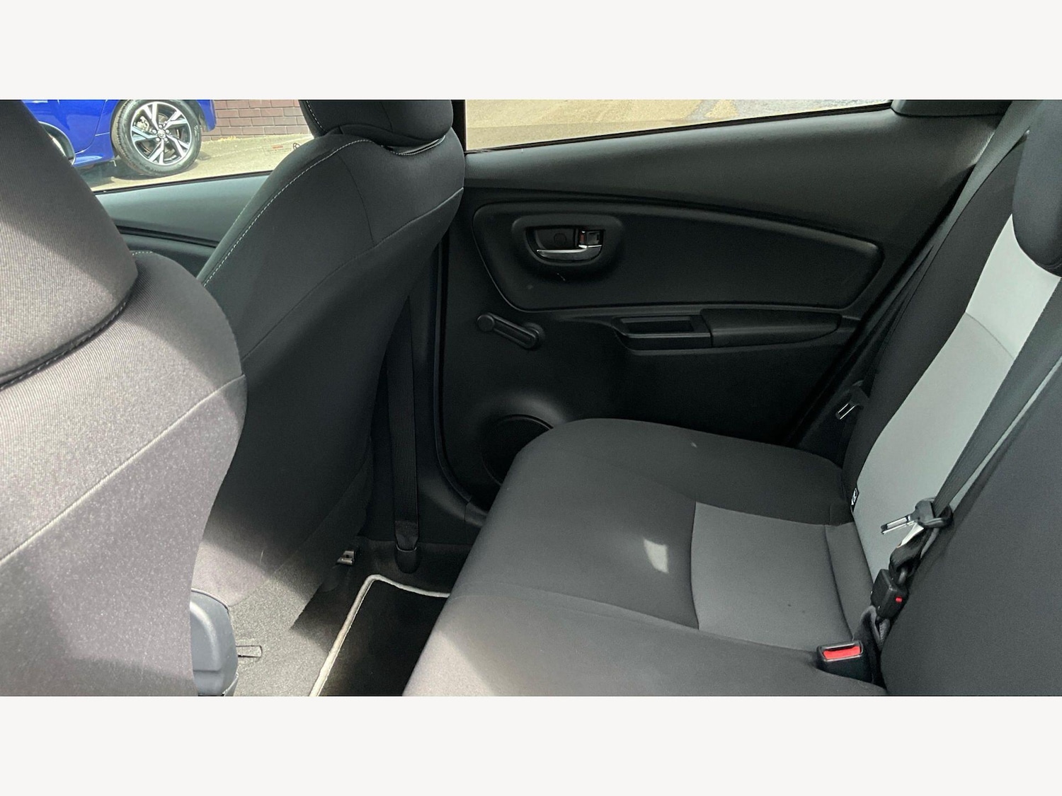 Used Toyota Yaris 2017 for sale - 78100257: Photo 15