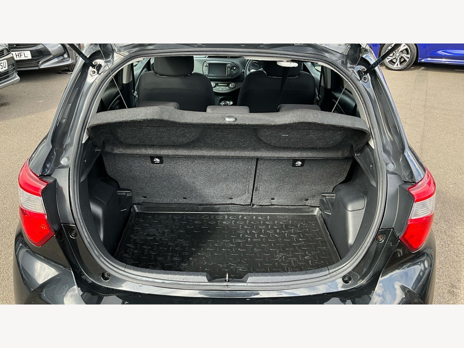 Used Toyota Yaris 2017 for sale - 78100257: Photo 23