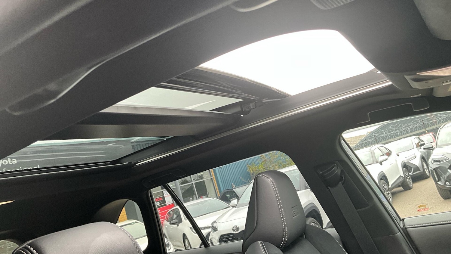 Used Toyota RAV4 2025 for sale - 76409306: Photo 41