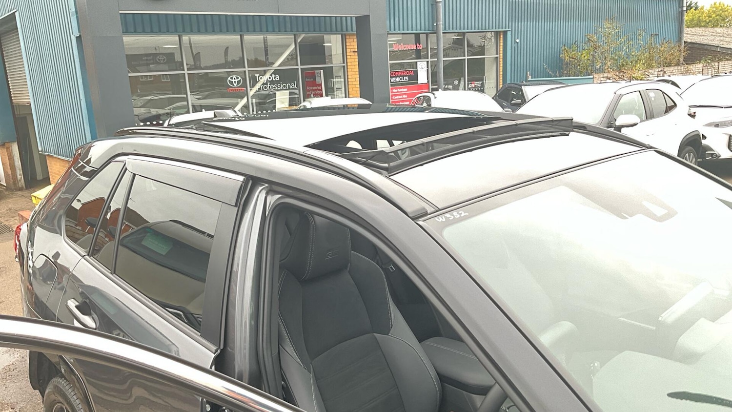 Used Toyota RAV4 2025 for sale - 76409306: Photo 42