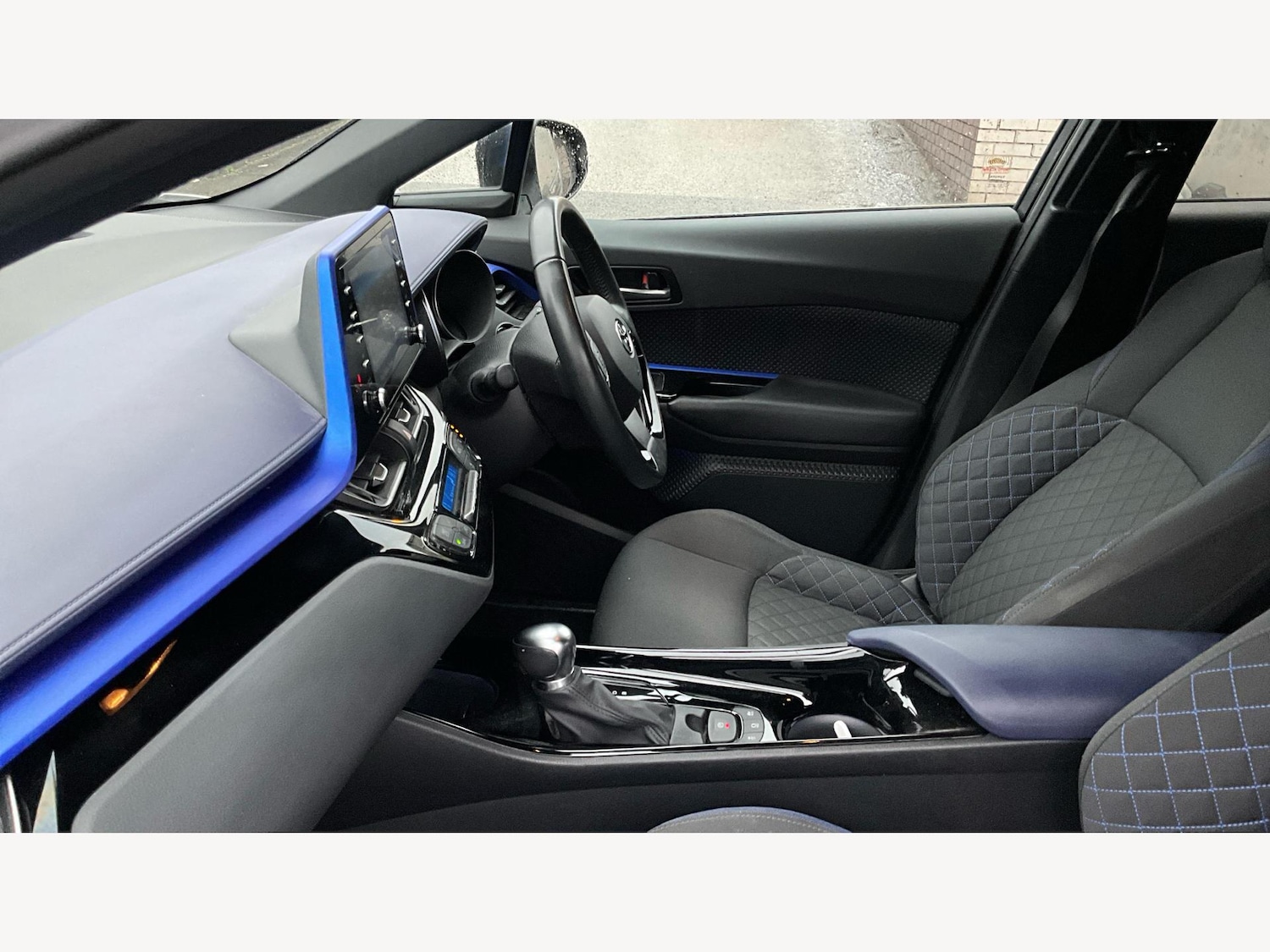 Used Toyota C-HR 2021 for sale - 77343741: Photo 12