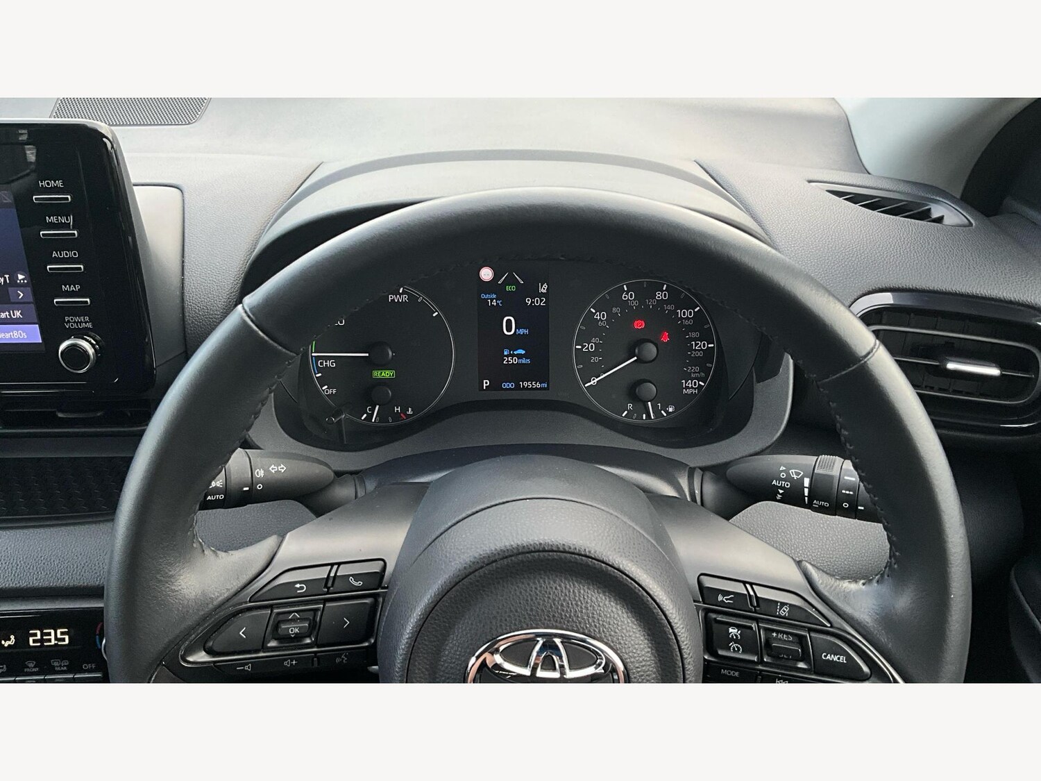 Used Toyota Yaris 2022 for sale - 76227030: Photo 11