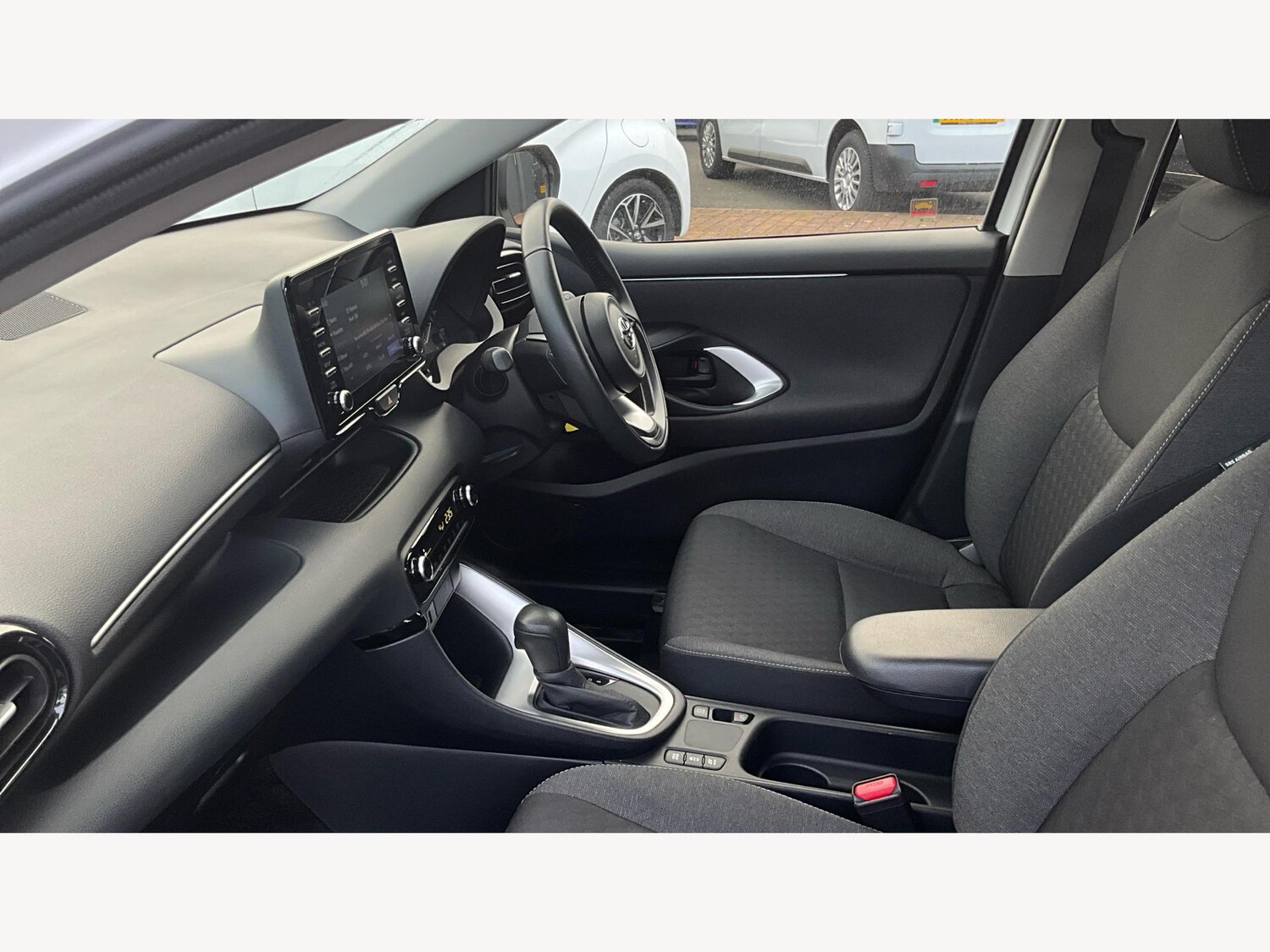 Used Toyota Yaris 2022 for sale - 76227030: Photo 12