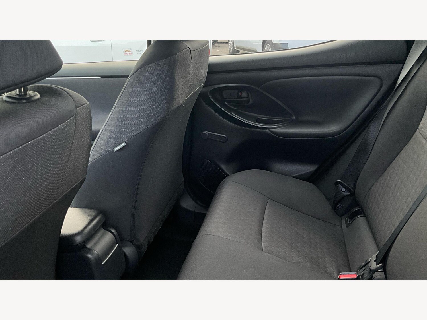 Used Toyota Yaris 2022 for sale - 76227030: Photo 15