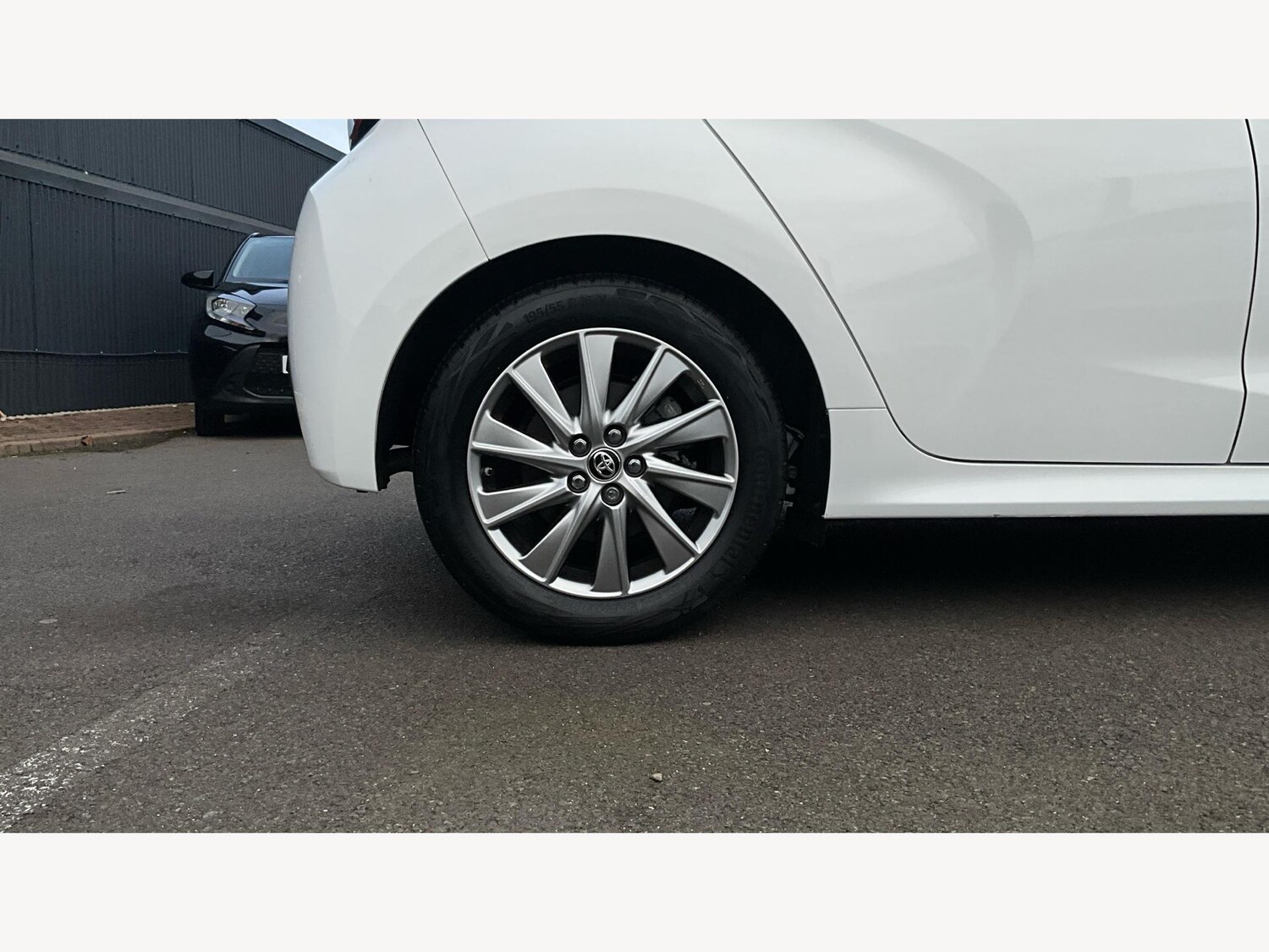 Used Toyota Yaris 2022 for sale - 76227030: Photo 20