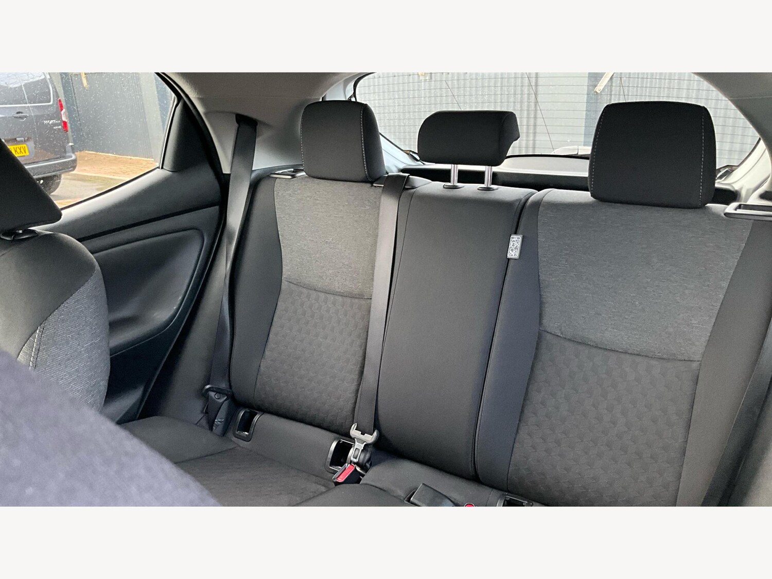 Used Toyota Yaris 2022 for sale - 76227030: Photo 25