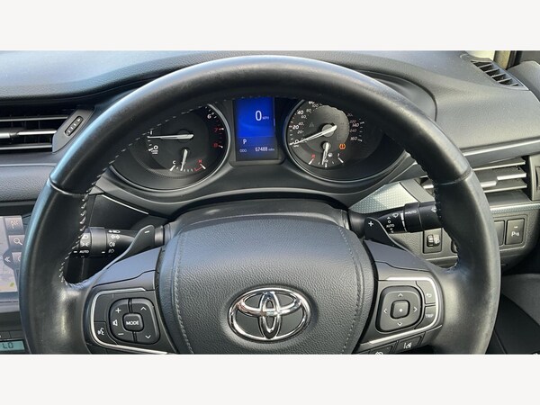 Used Toyota Avensis 2015 for sale - 76099172: Photo 11