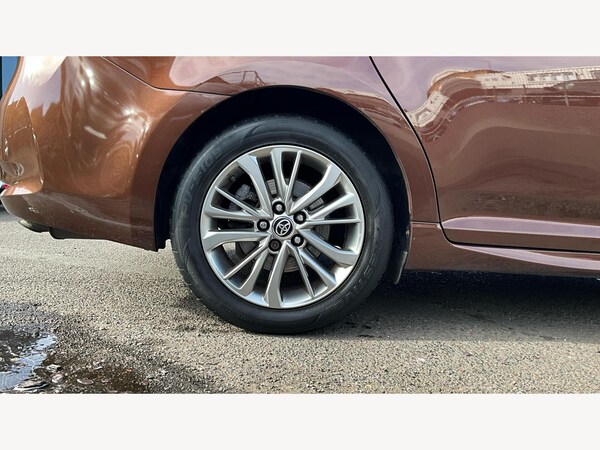Used Toyota Avensis 2015 for sale - 76099172: Photo 20