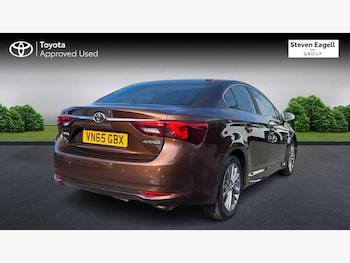 Used Toyota Avensis 2015 for sale - 76099172: Photo 2