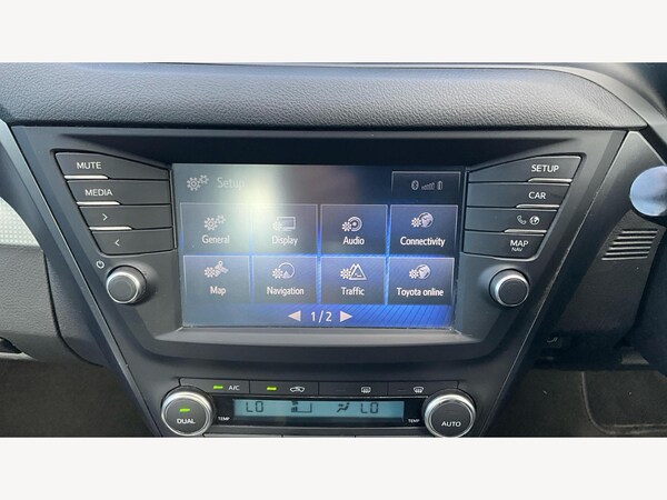 Used Toyota Avensis 2015 for sale - 76099172: Photo 31