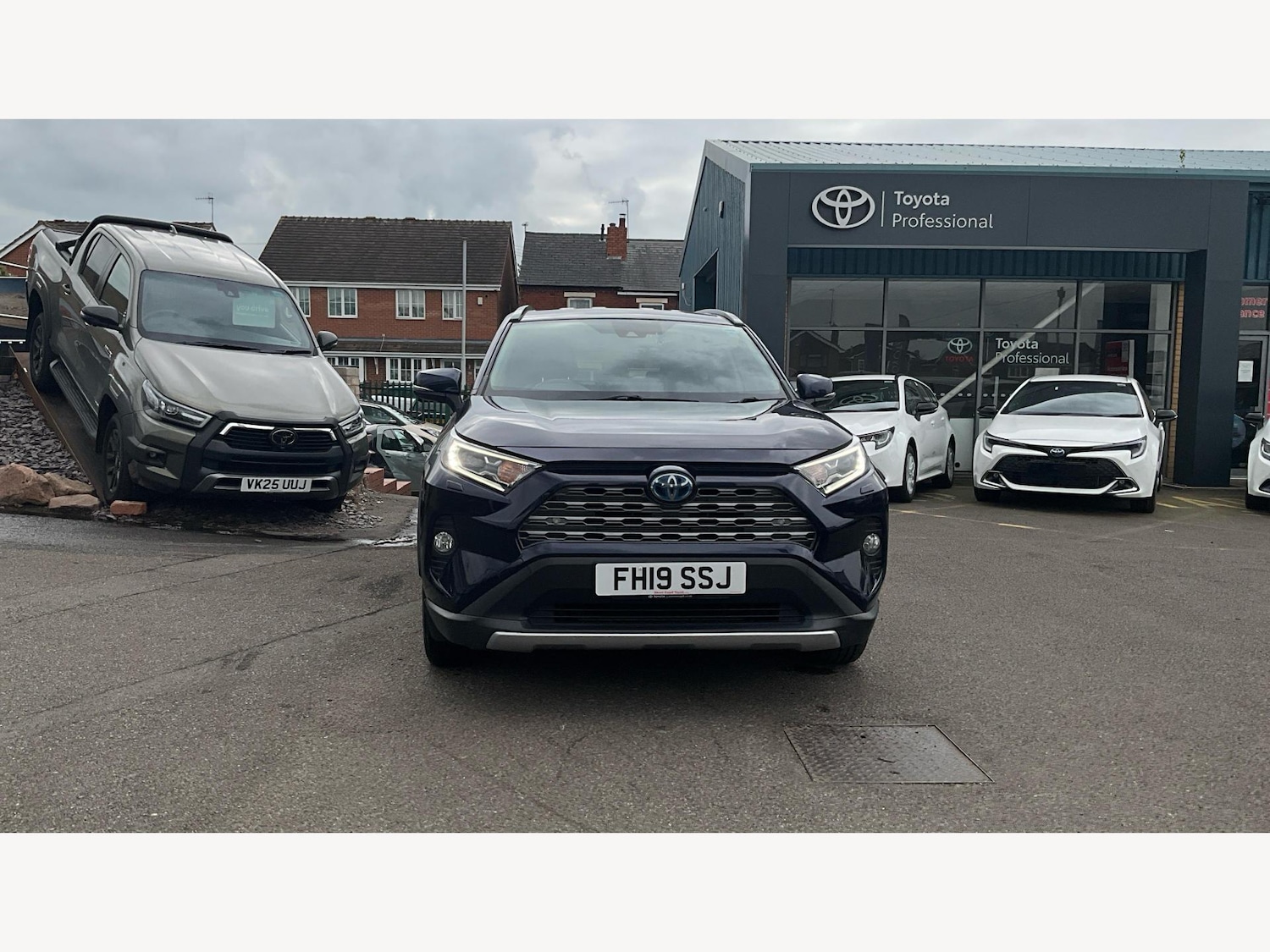 Used Toyota RAV4 2019 for sale - 76409518: Photo 17