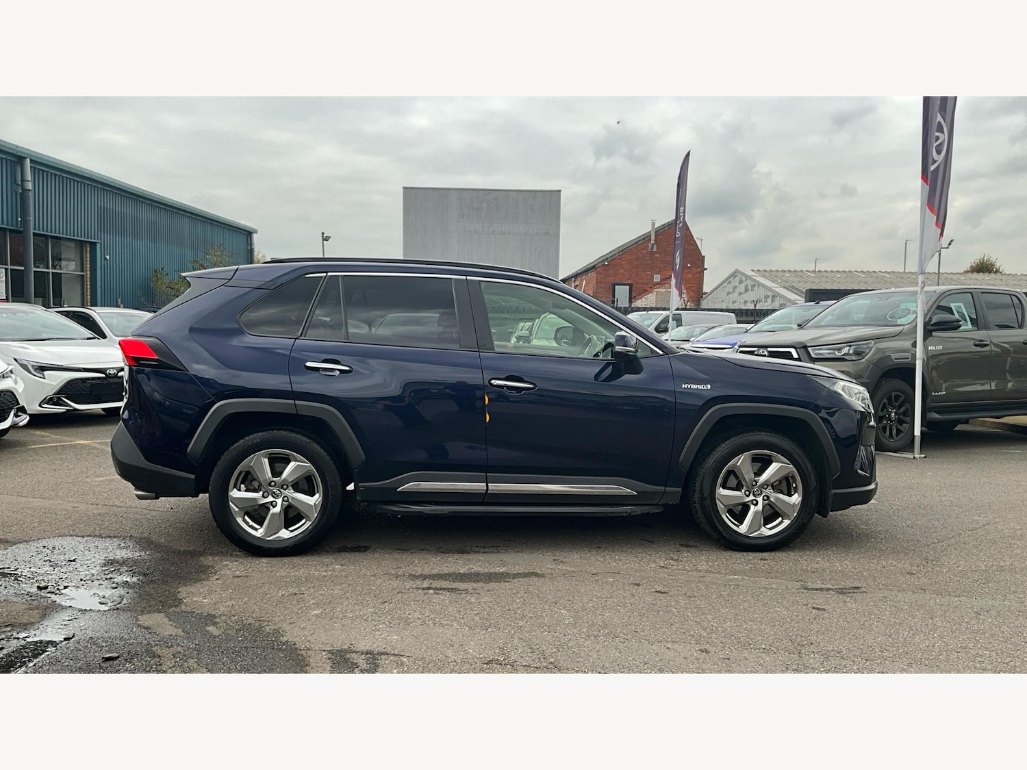 Used Toyota RAV4 2019 for sale - 76409518: Photo 18