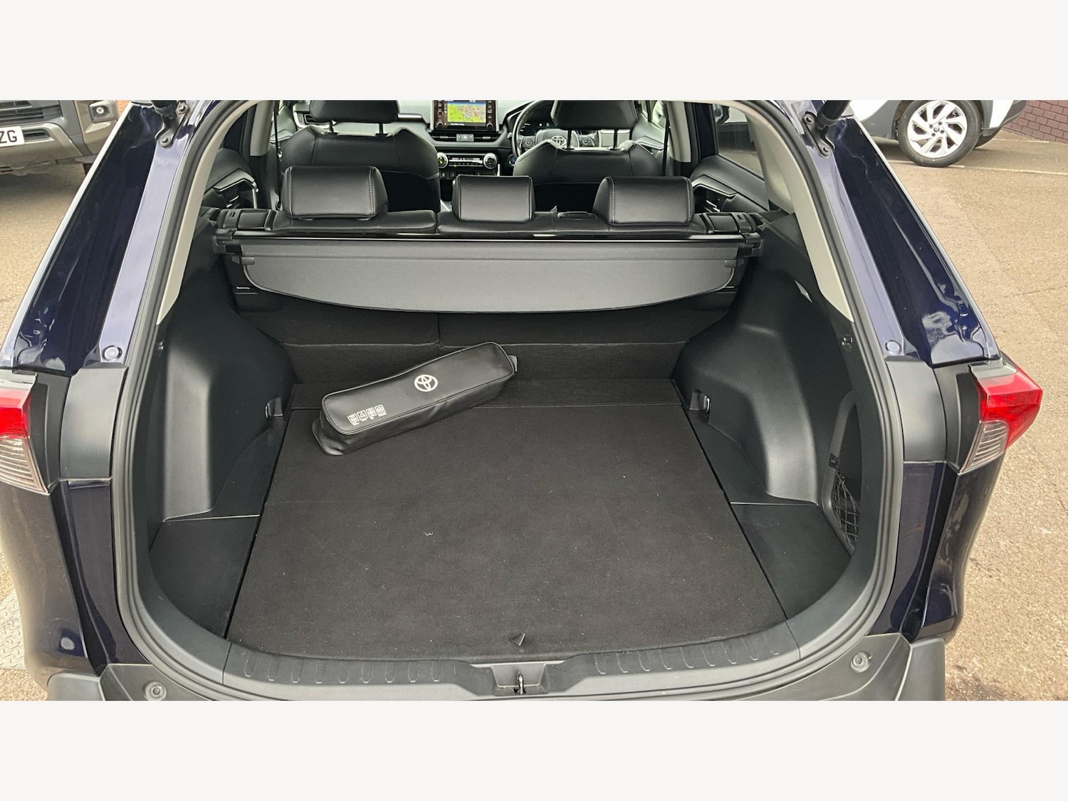 Used Toyota RAV4 2019 for sale - 76409518: Photo 23