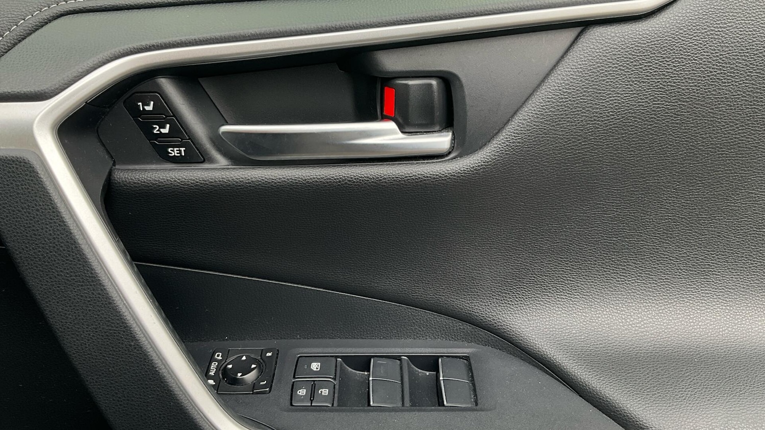 Used Toyota RAV4 2019 for sale - 76409518: Photo 38