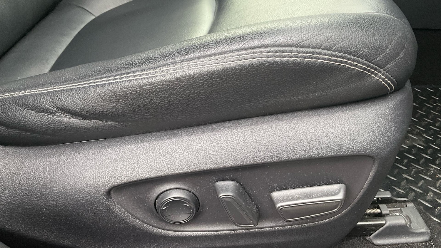 Used Toyota RAV4 2019 for sale - 76409518: Photo 39