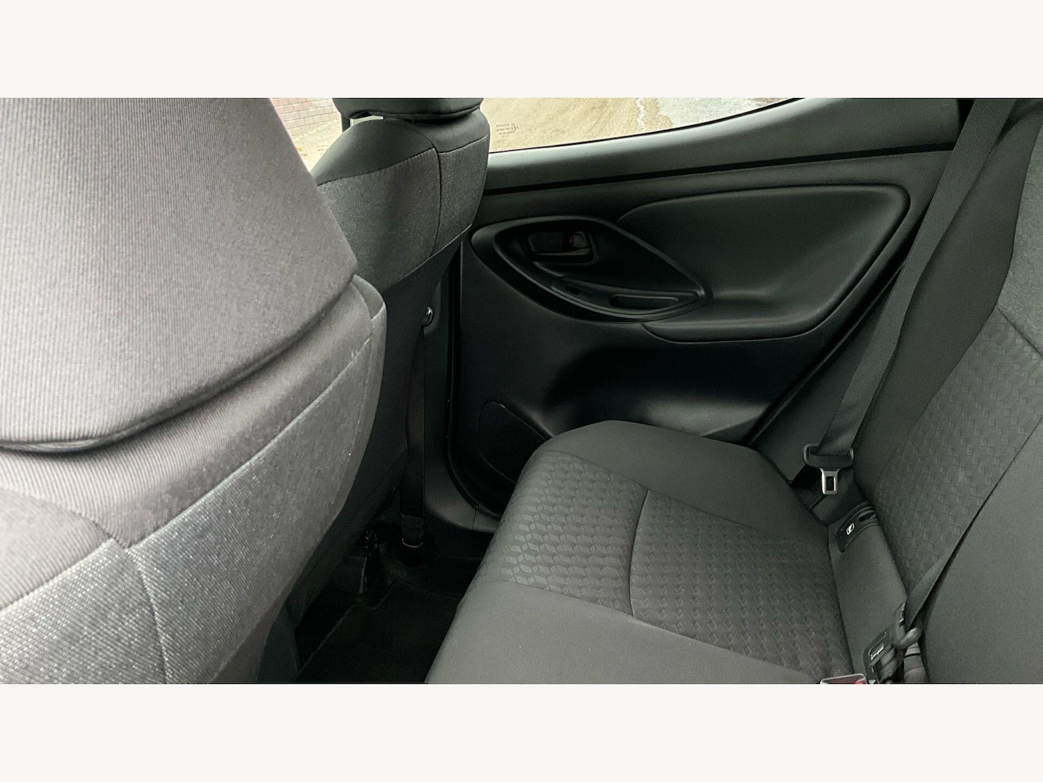 Used Toyota Yaris 2023 for sale - 78100303: Photo 15