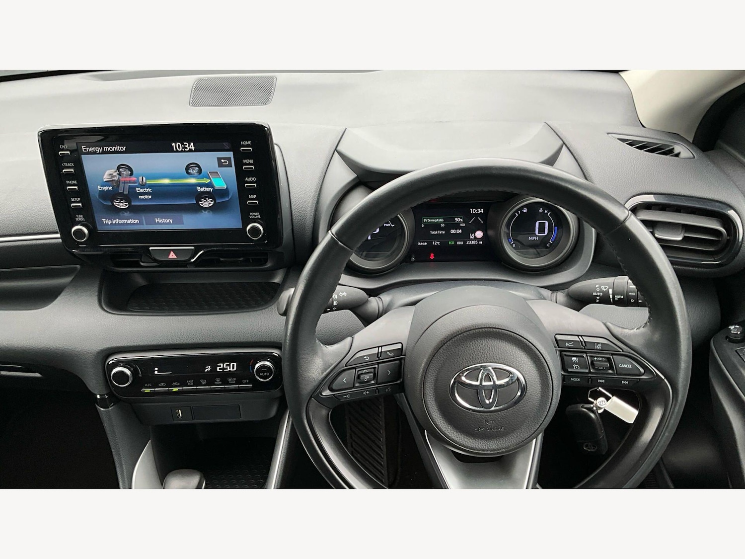 Used Toyota Yaris 2023 for sale - 78100303: Photo 7