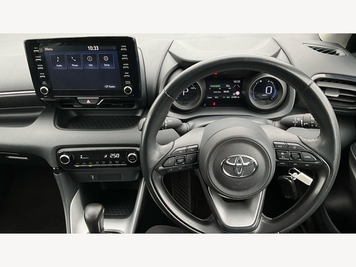 Used Toyota Yaris 2023 for sale - 78100303: Photo 8