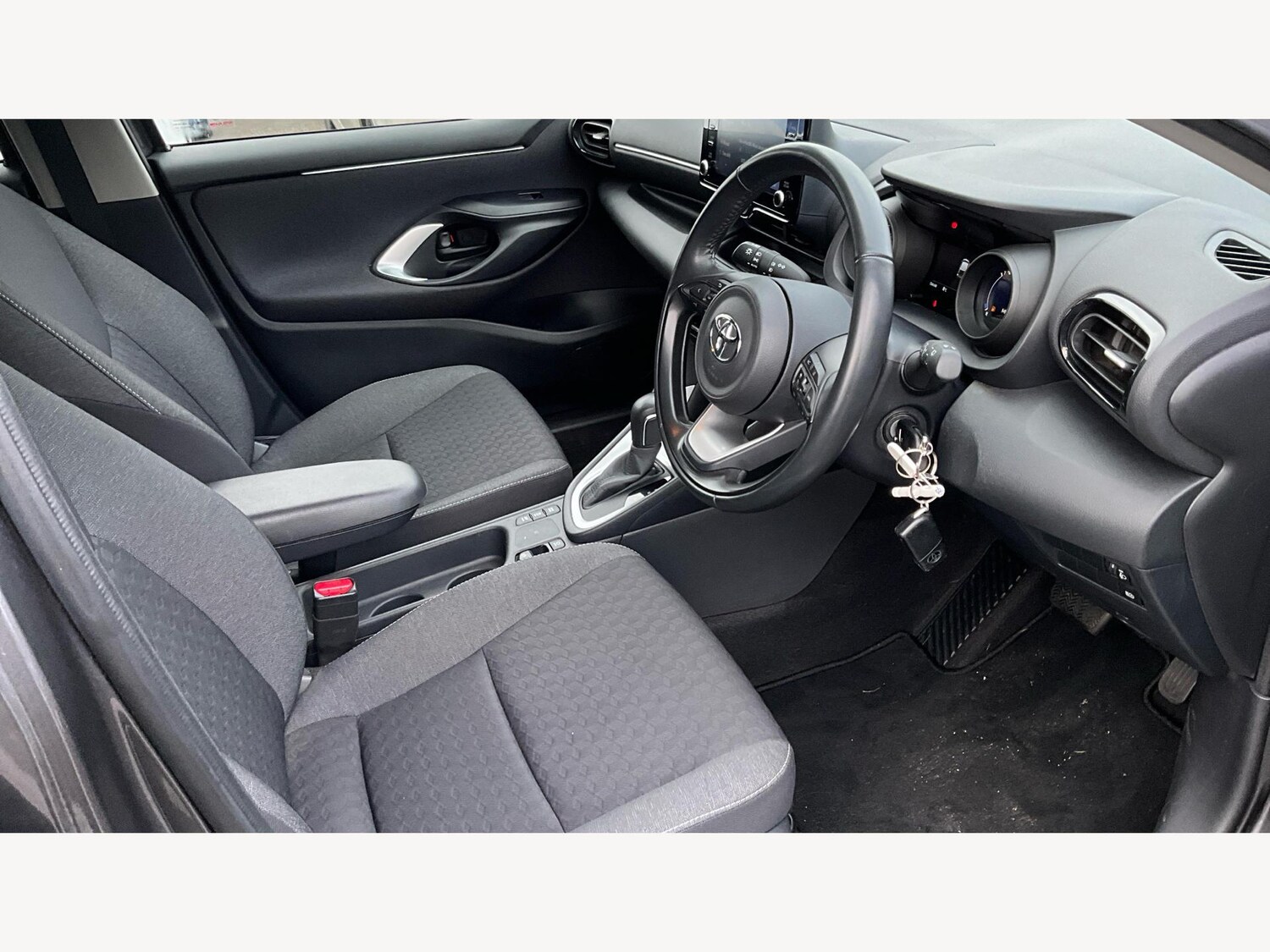 Used Toyota Yaris for sale - 77497399: Photo 13