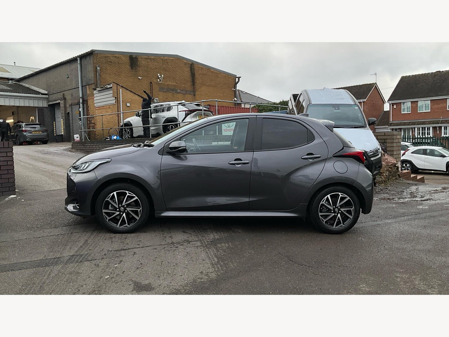 Used Toyota Yaris for sale - 77497399: Photo 19