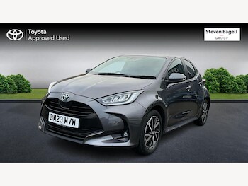 Used Toyota Yaris 2023 for sale - 77497399: Photo
