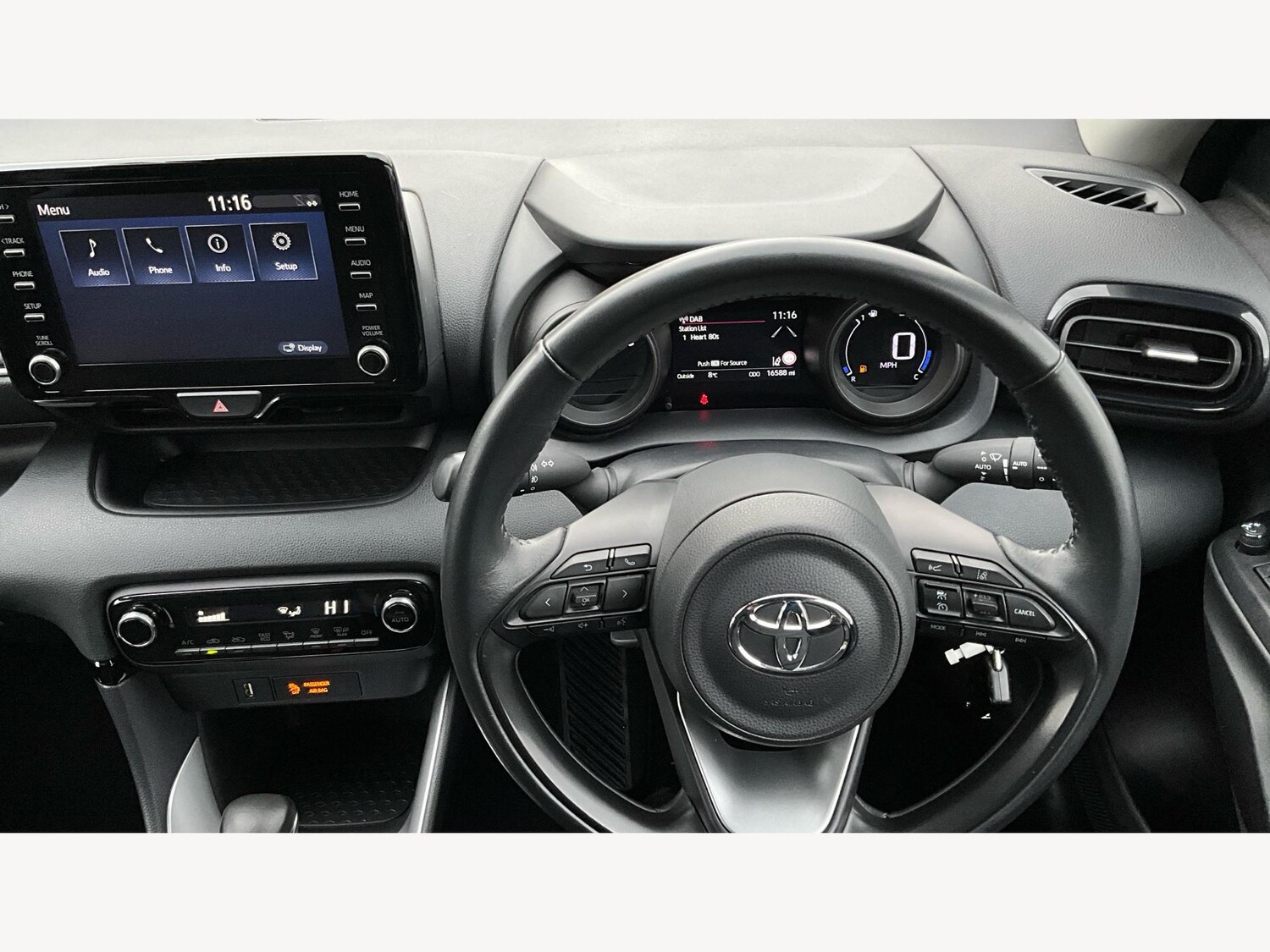 Used Toyota Yaris for sale - 77497399: Photo 8