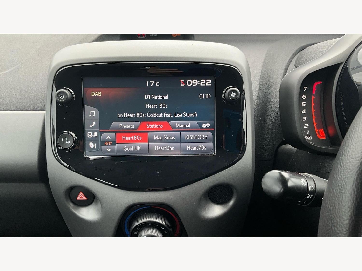 Used Toyota AYGO 2021 for sale - 76174754: Photo 32