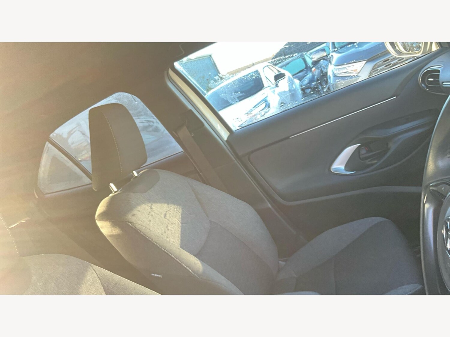 Used Toyota Yaris Cross for sale - 77497093: Photo 24