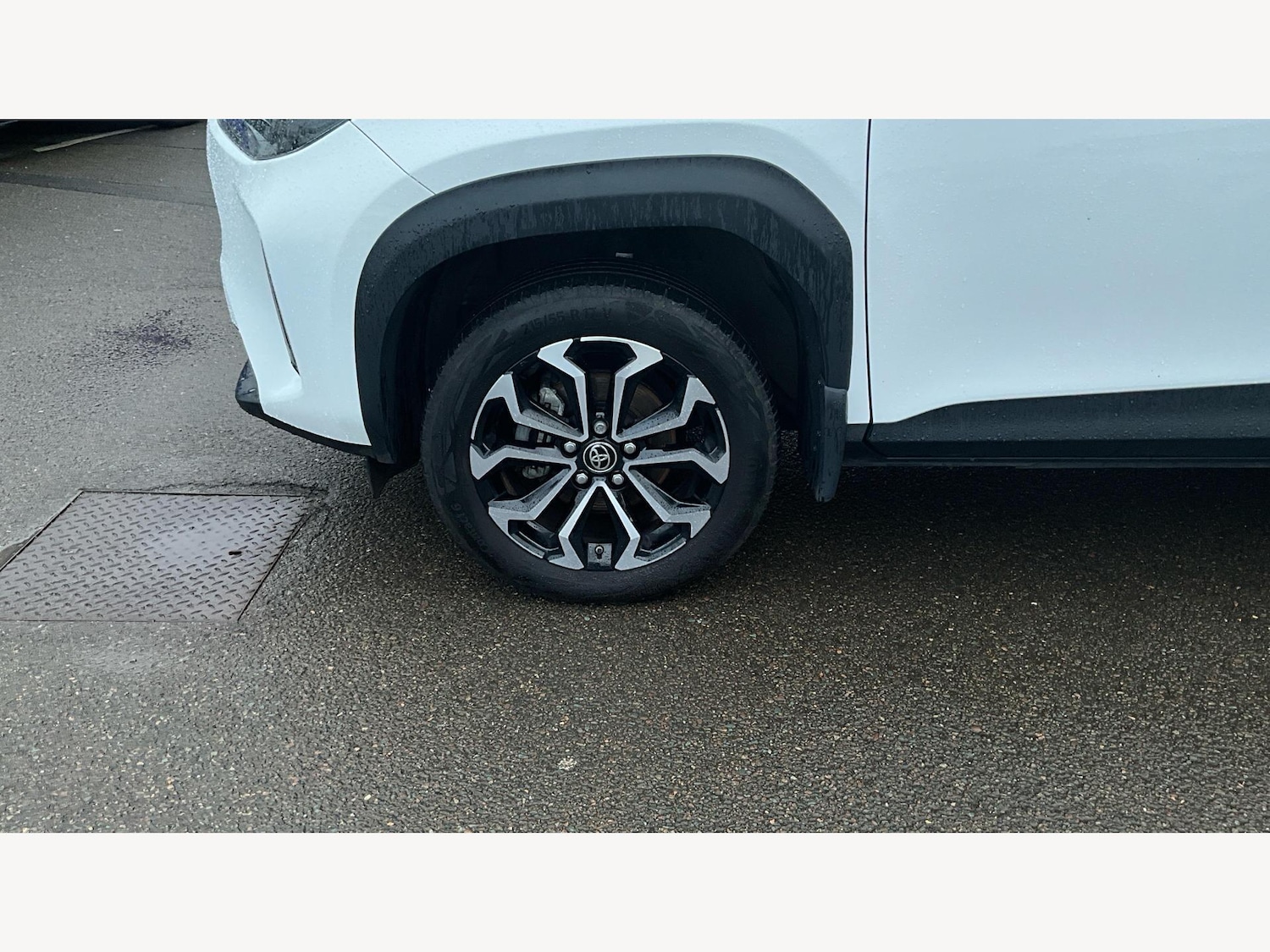 Used Toyota Yaris Cross 2024 for sale - 77646305: Photo 22