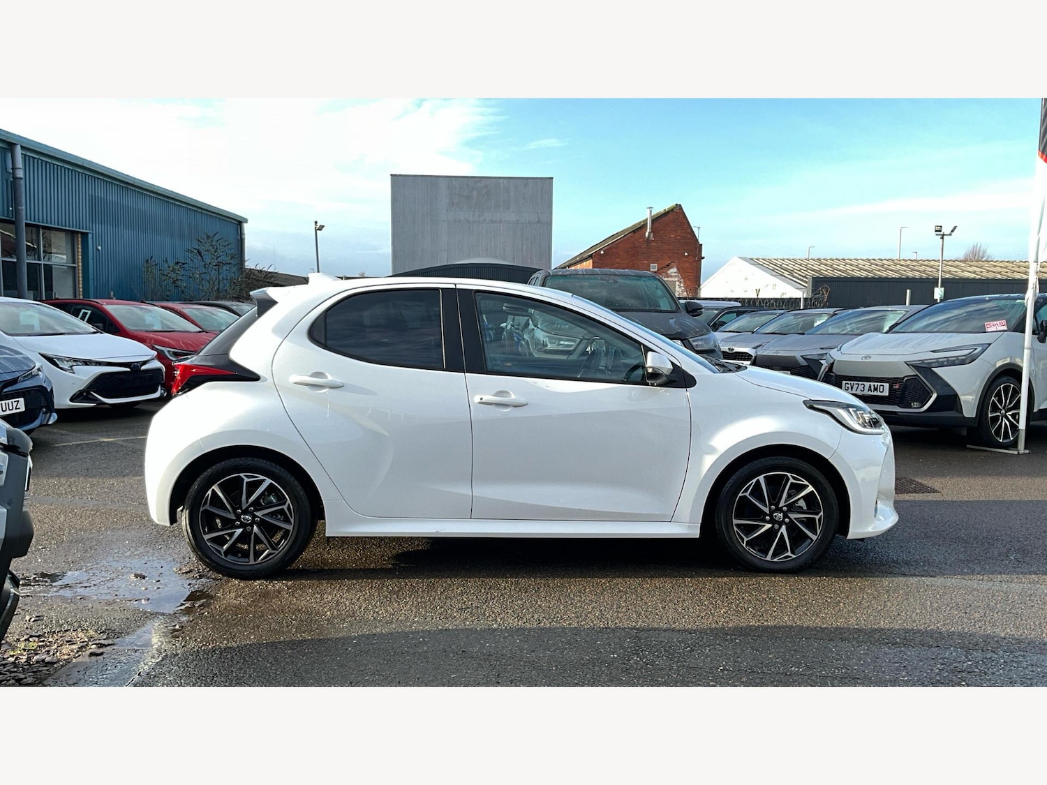 Used Toyota Yaris 2022 for sale - 77238528: Photo 18