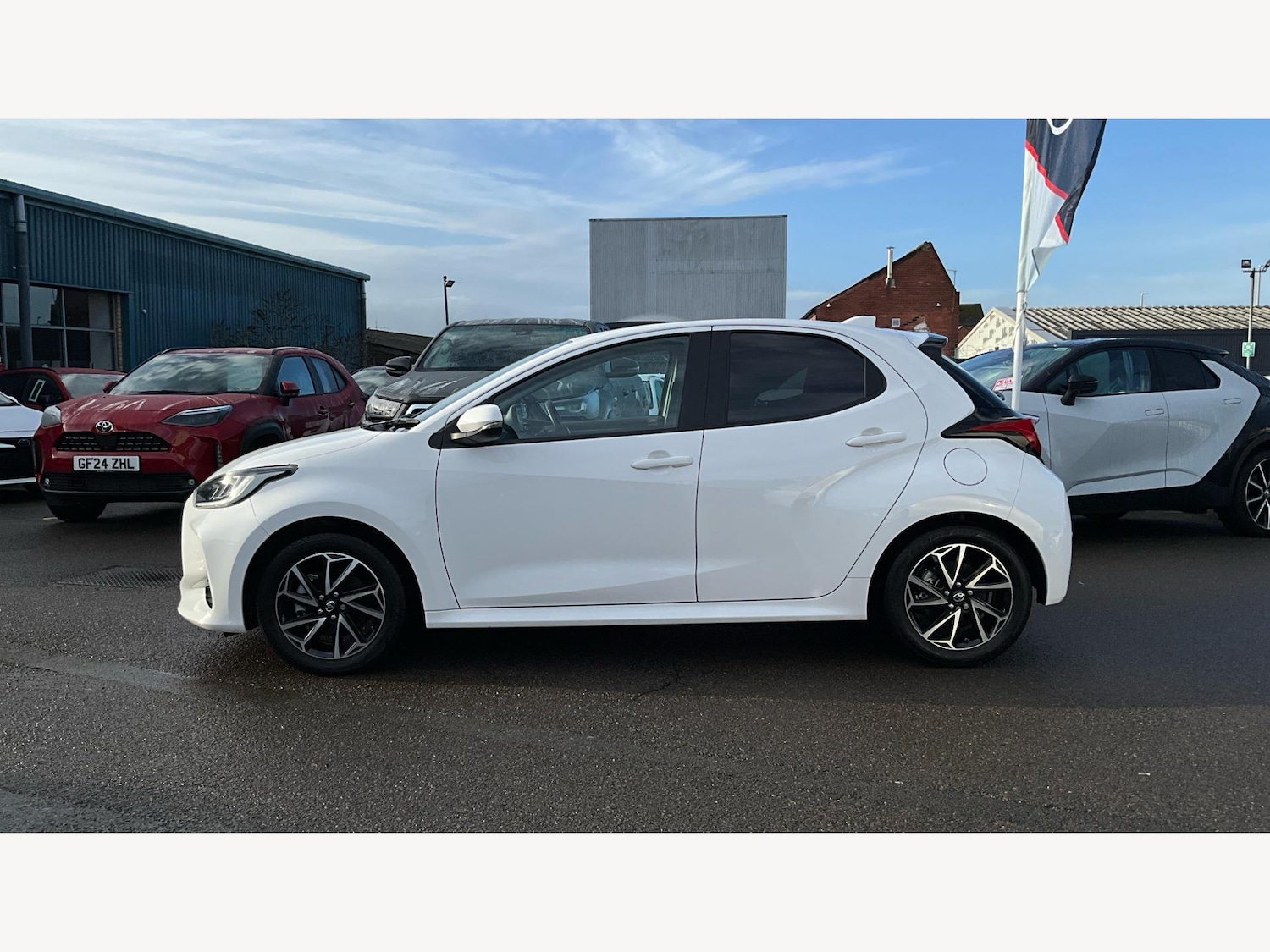 Used Toyota Yaris 2022 for sale - 77238528: Photo 19