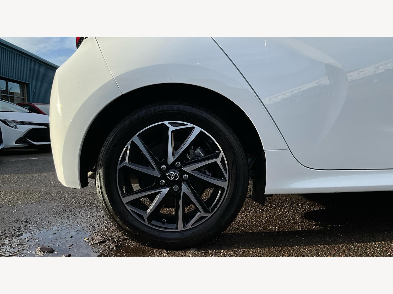 Used Toyota Yaris 2022 for sale - 77238528: Photo 20