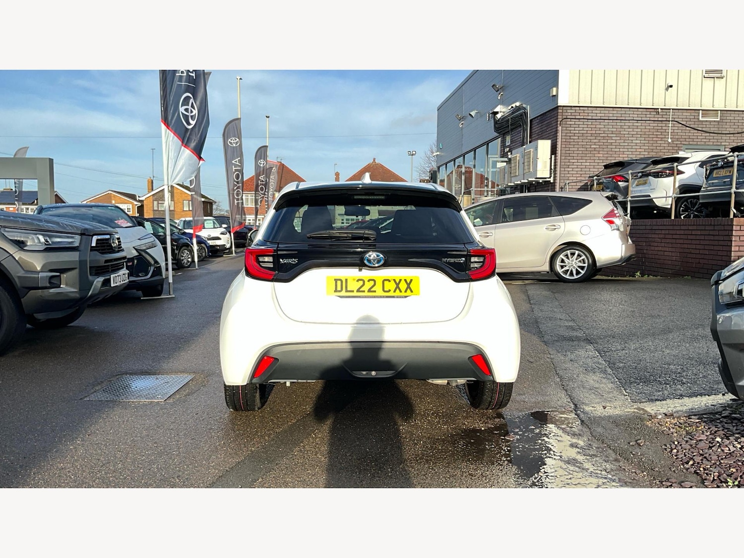 Used Toyota Yaris 2022 for sale - 77238528: Photo 21