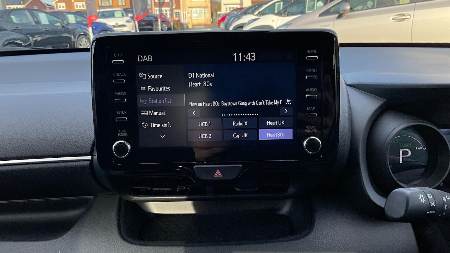 Used Toyota Yaris 2022 for sale - 77238528: Photo 32