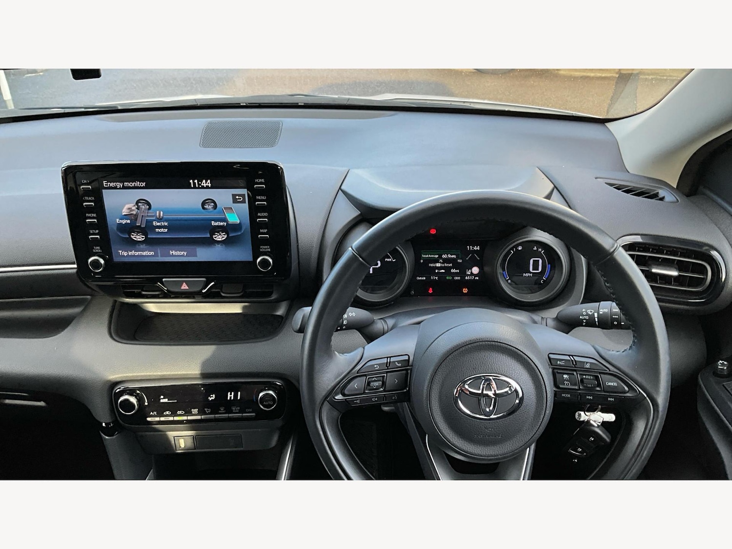 Used Toyota Yaris 2022 for sale - 77238528: Photo 7