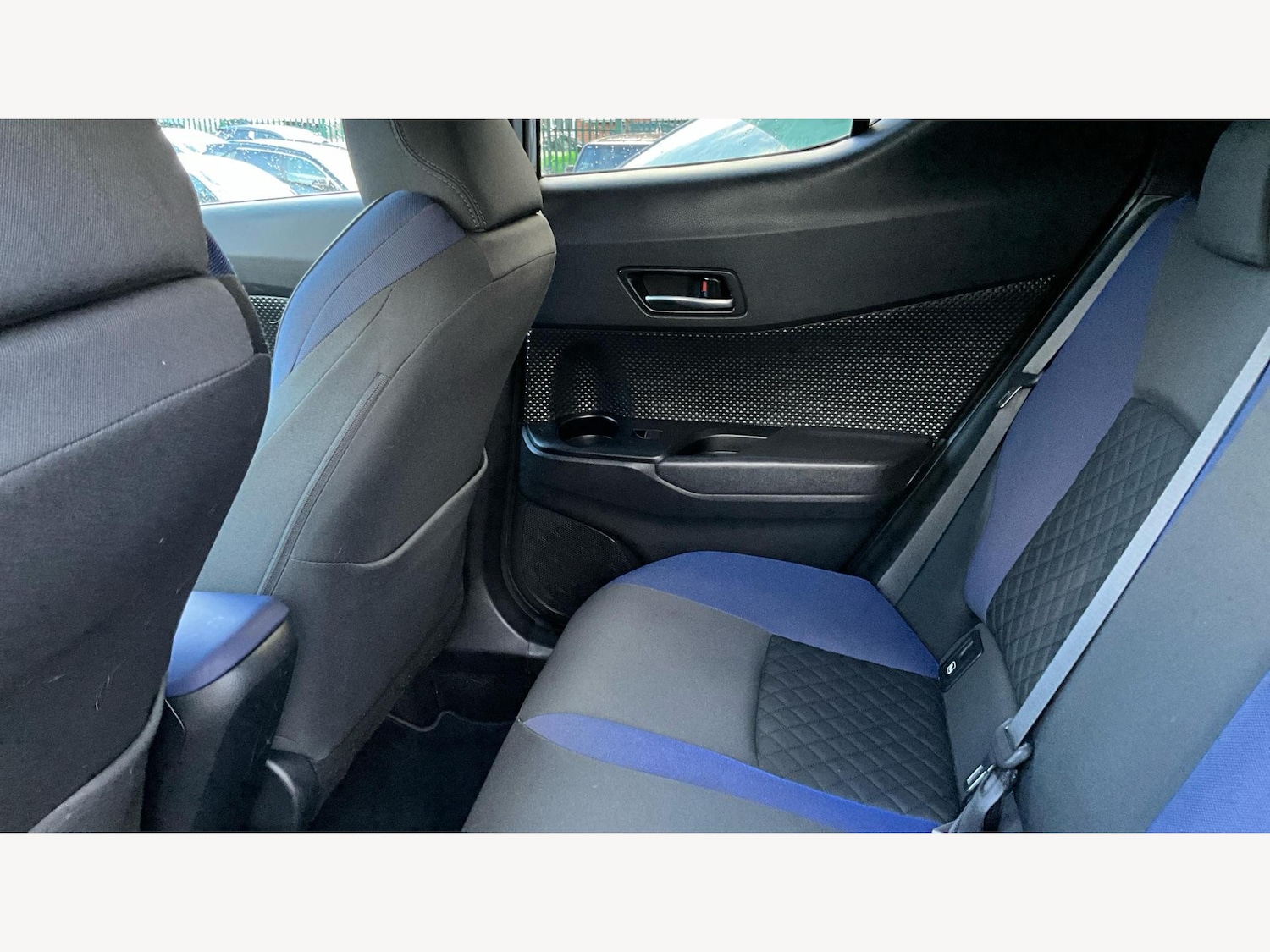 Used Toyota C-HR 2020 for sale - 76759762: Photo 15