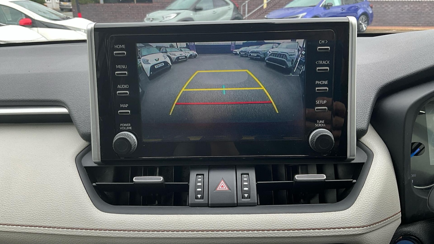 Used Toyota RAV4 2019 for sale - 76108915: Photo 48